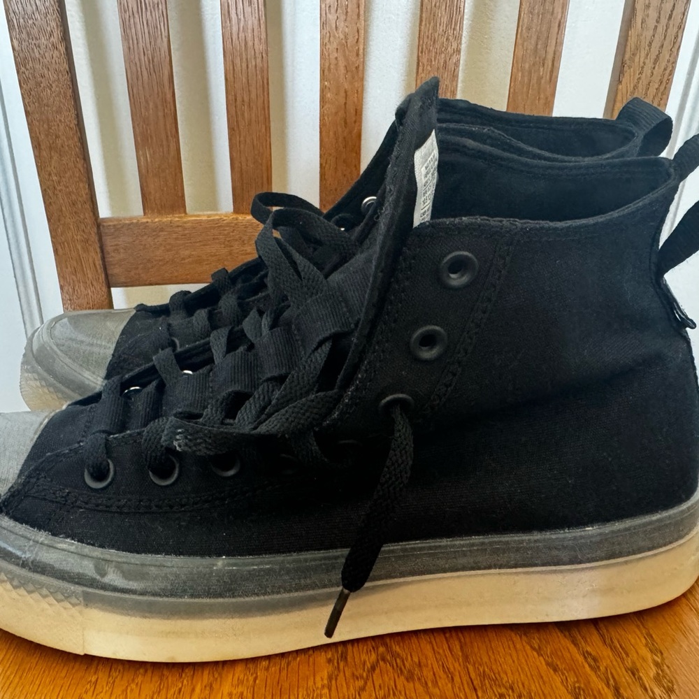 (Limited edition) Converse men size 10.5